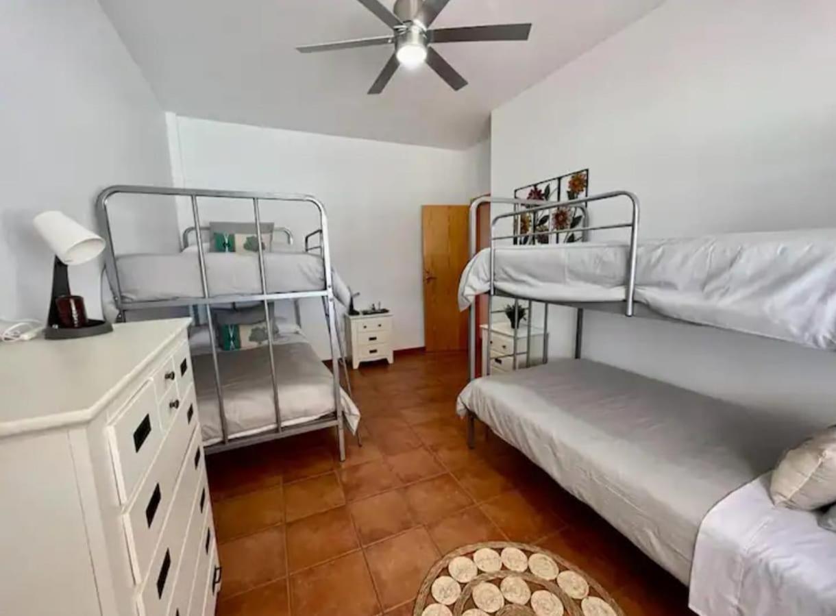 Villa Águilas Extérieur photo